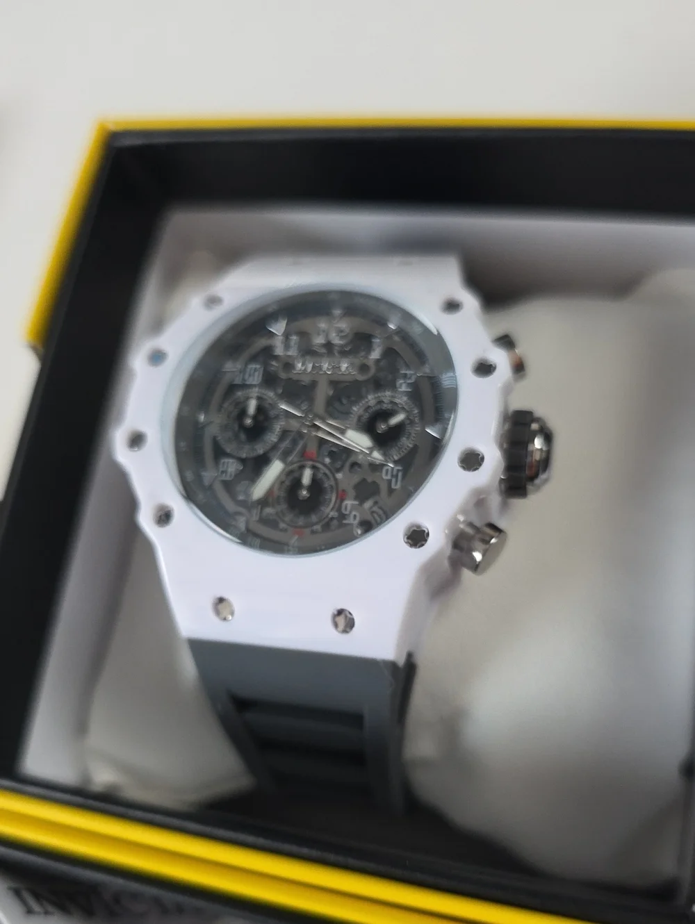 463.m Pair Of Invicta Racing Watches -grey & White